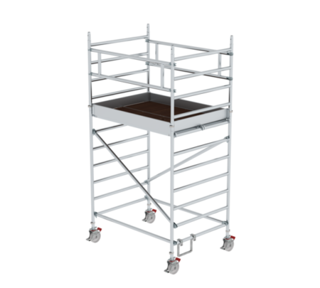 Leichtes Aluminiumgerüst mit Rollen, ideal für Bau- und Renovierungsarbeiten, bietet sichere Plattformen in verschiedenen Höhen.