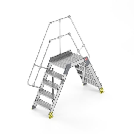 Aluminium-Rollgerüst mit Plattform und Geländer, ideal für Bau- und Renovierungsarbeiten, leicht und stabil.