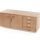 Hochwertiges Holzrollgerüst mit Schubladen und Schrank für Werkstatt oder Lager.
