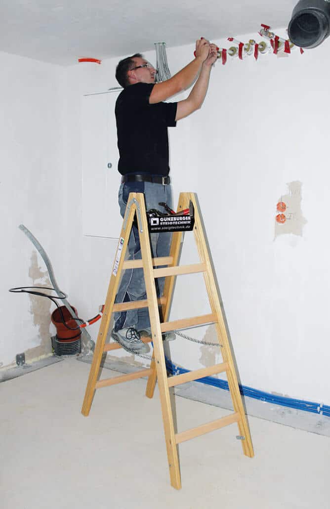 Günzburger Steigtechnik Holz-Stehleiter